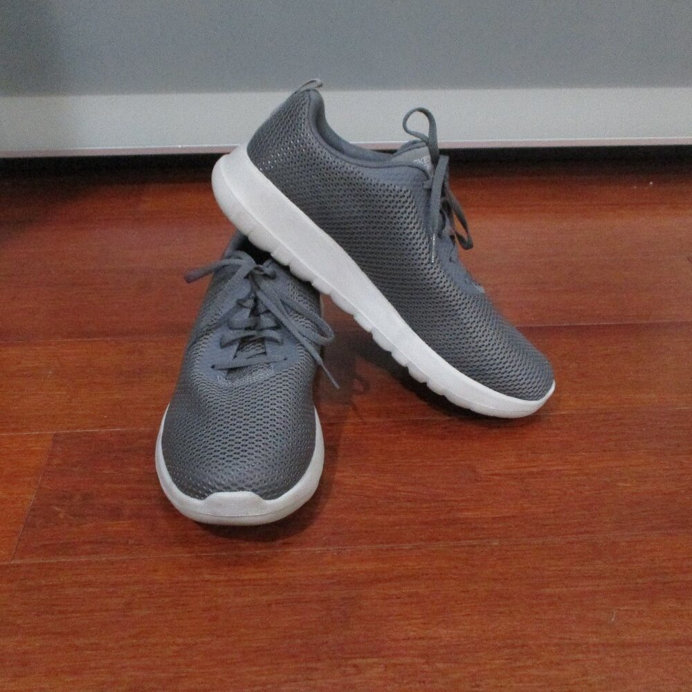 Skechers Go Walk Mesh Wide Fit Sneakers
